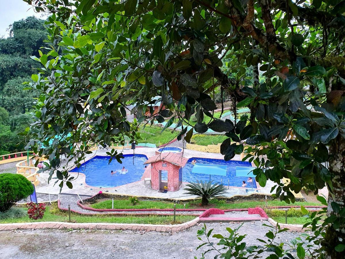 Hosteria Kasadasa Santo Domingo de los Colorados Exterior photo